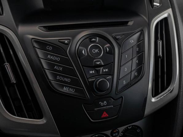Ford Focus III с пробегом 2015 года, цена 855 000 рублей, 155512 км, хэтчбек, Автокод Объявления
