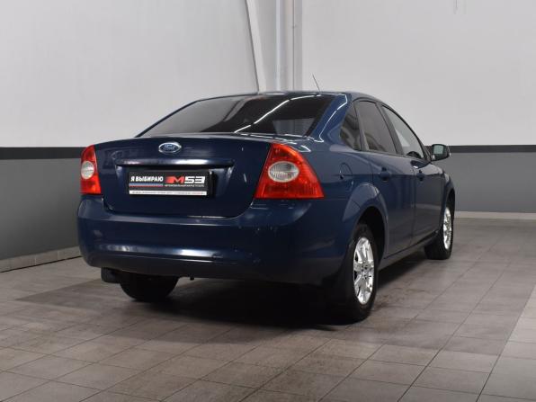 Ford Focus II Рестайлинг с пробегом 2010 года, цена 449 995 рублей, 339309 км, седан, Автокод Объявления
