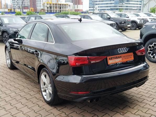 Audi A3 III (8V) Рестайлинг с пробегом 2018 года, цена 2 000 000 рублей, 103000 км, седан, Автокод Объявления