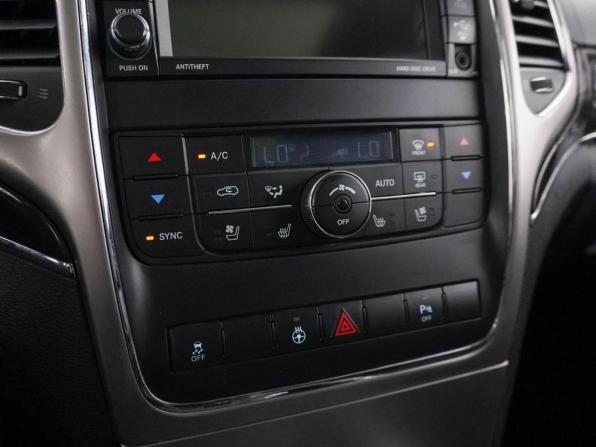 Jeep Grand Cherokee IV (WK2) с пробегом 2012 года, цена 1 298 888 рублей, 249903 км, внедорожник, Автокод Объявления