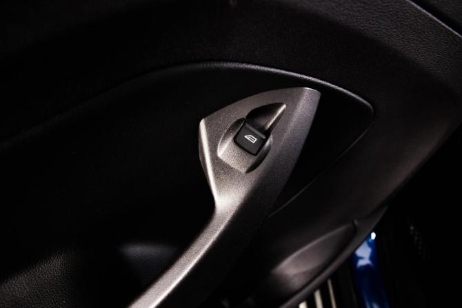Ford Escape III Рестайлинг с пробегом 2016 года, цена 1 479 000 рублей, 144500 км, внедорожник, Автокод Объявления