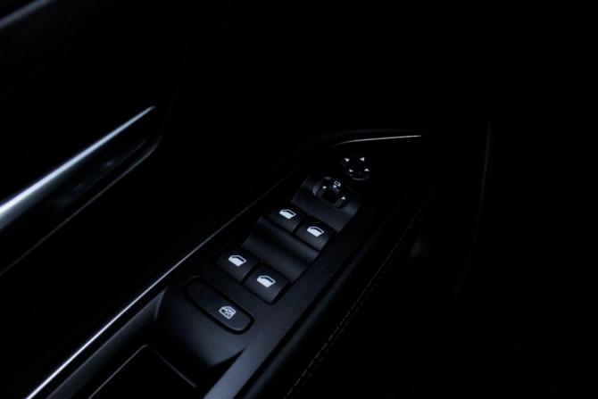 Peugeot 5008 II с пробегом 2018 года, цена 2 090 000 рублей, 67588 км, внедорожник, Автокод Объявления