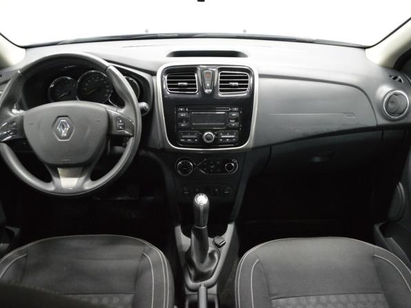 Renault Sandero II с пробегом 2016 года, цена 750 000 рублей, 98900 км, хэтчбек, Автокод Объявления