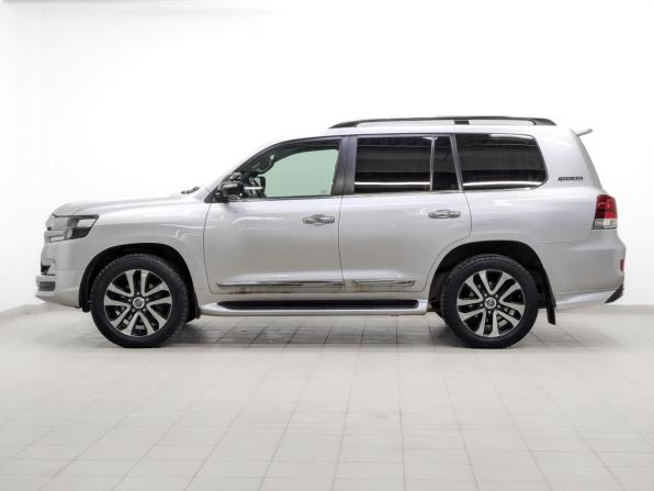 Toyota Land Cruiser 200 Series Рестайлинг 2 с пробегом 2018 года, цена 7 900 000 рублей, 75361 км, внедорожник, Автокод Объявления