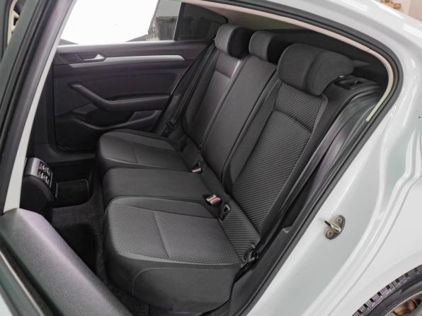 Volkswagen Passat B8 с пробегом 2016 года, цена 1 605 000 рублей, 221374 км, седан, Автокод Объявления