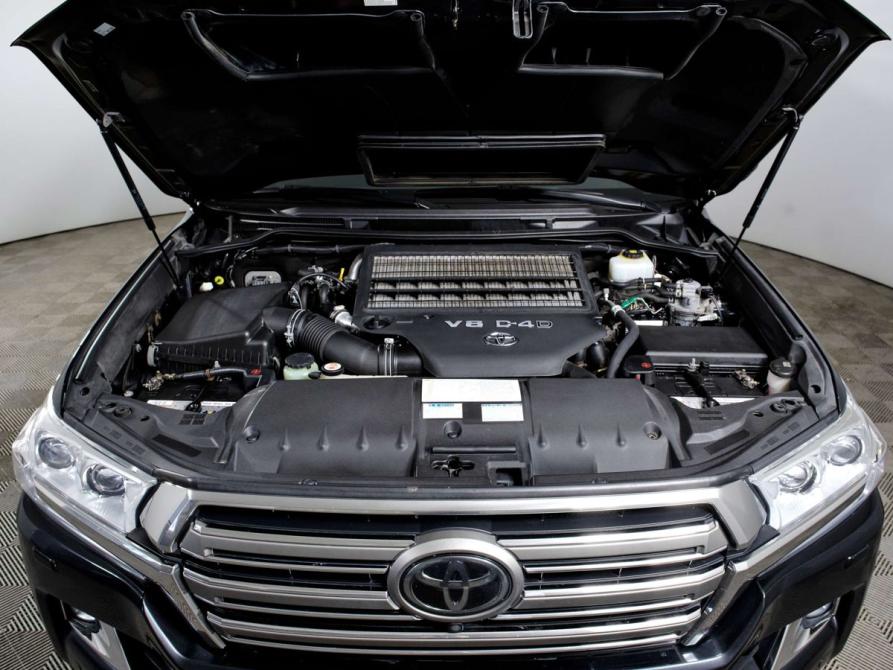 Toyota Land Cruiser 200 Series Рестайлинг 2 Санкт-Петербург  - изображение 11