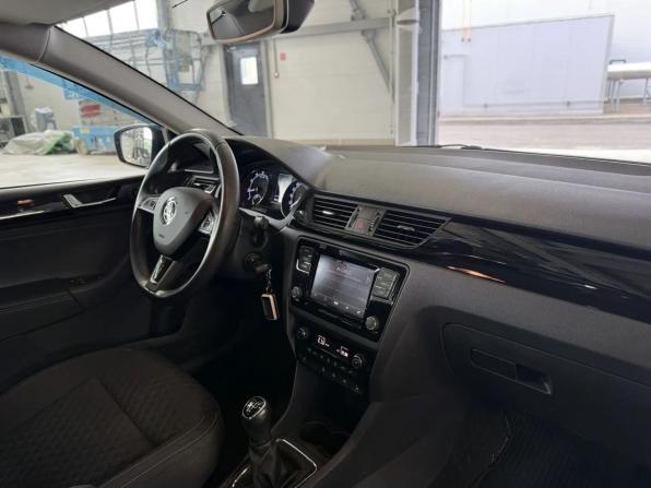 Skoda Rapid I Рестайлинг с пробегом 2018 года, цена 1 248 000 рублей, 46507 км, лифтбек, Автокод Объявления