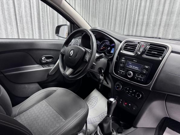 Renault Sandero II с пробегом 2018 года, цена 1 049 000 рублей, 73145 км, хэтчбек, Автокод Объявления