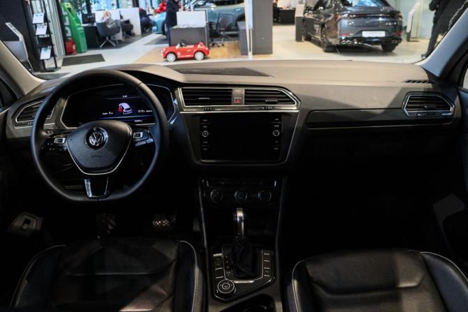 Volkswagen Tiguan II с пробегом 2018 года, цена 2 695 000 рублей, 104085 км, внедорожник, Автокод Объявления