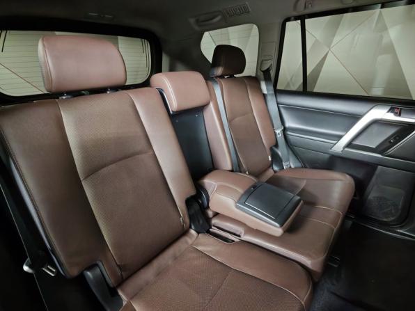 Toyota Land Cruiser Prado 150 Series Рестайлинг 2 с пробегом 2018 года, цена 4 895 000 рублей, 85184 км, внедорожник, Автокод Объявления
