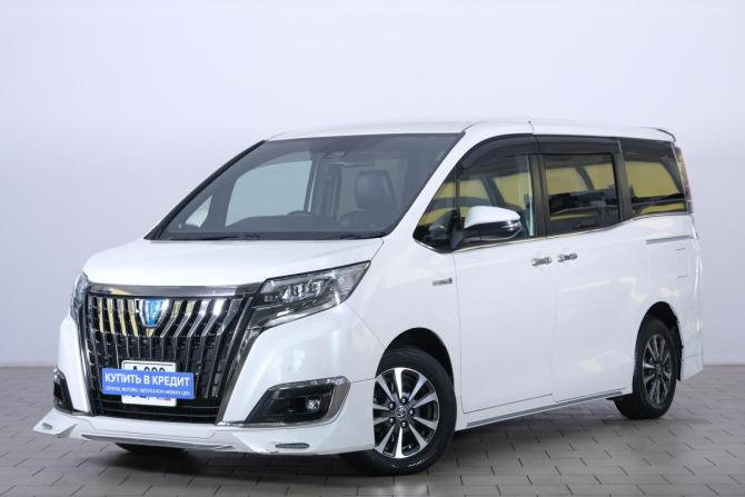 Toyota Esquire I Рестайлинг с пробегом 2019 года, цена 2 619 000 рублей, 122000 км, минивэн, Автокод Объявления