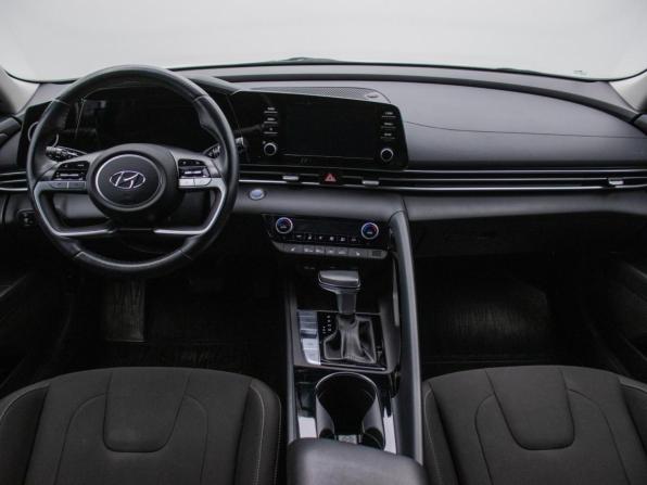 Hyundai Elantra VII (CN7) с пробегом 2021 года, цена 2 134 000 рублей, 60000 км, седан, Автокод Объявления