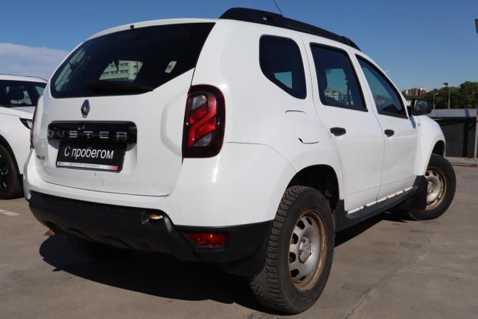 Renault Duster I Рестайлинг с пробегом 2017 года, цена 849 000 рублей, 215000 км, внедорожник, Автокод Объявления