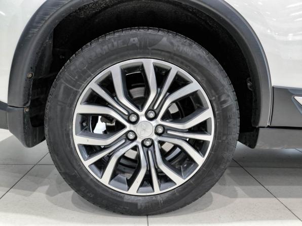 Mitsubishi Outlander III Рестайлинг 2 с пробегом 2015 года, цена 1 650 000 рублей, 232983 км, внедорожник, Автокод Объявления