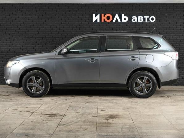 Mitsubishi Outlander III с пробегом 2012 года, цена 1 355 000 рублей, 203263 км, внедорожник, Автокод Объявления