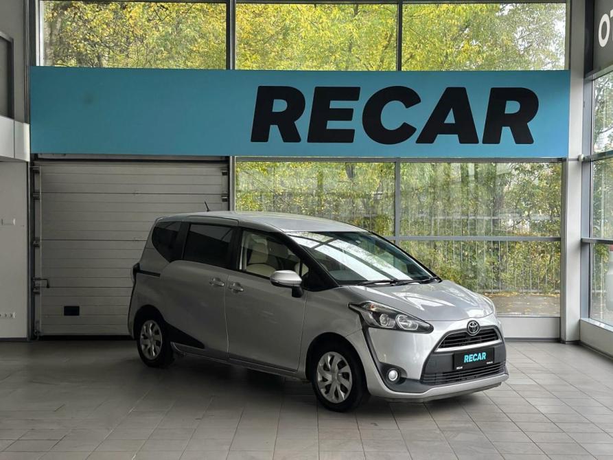 Toyota Sienta II Санкт-Петербург  - изображение 7
