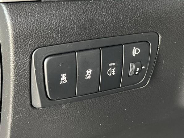 SsangYong Korando III с пробегом 2013 года, цена 1 300 000 рублей, 164060 км, внедорожник, Автокод Объявления