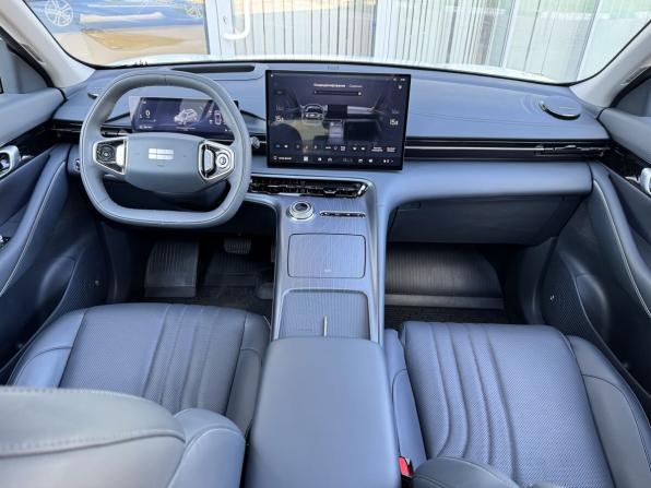 Geely EX5 с пробегом 2024 года, цена 3 390 500 рублей, 2814 км, внедорожник, Автокод Объявления