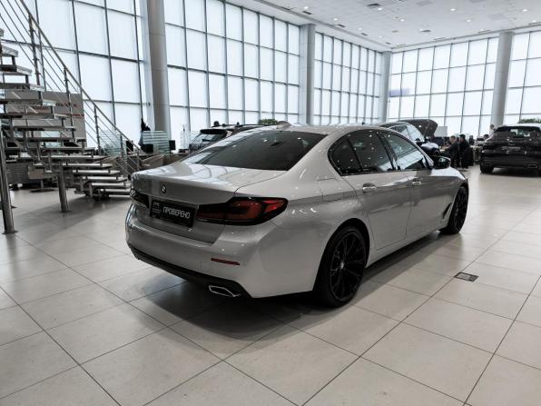 BMW 5 серии VII (G30/G31/G38) Рестайлинг с пробегом 2021 года, цена 4 250 000 рублей, 108928 км, седан, Автокод Объявления