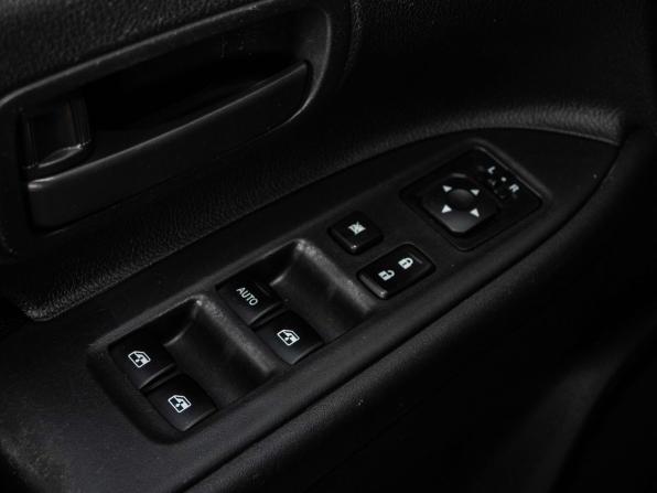 Mitsubishi Outlander III Рестайлинг 2 с пробегом 2018 года, цена 1 998 000 рублей, 138438 км, внедорожник, Автокод Объявления