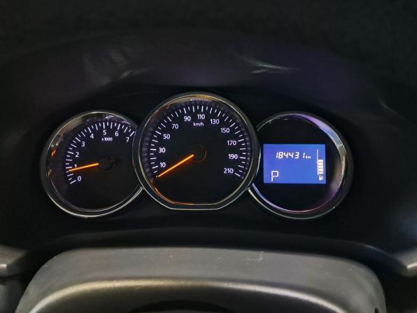 Renault Logan II с пробегом 2018 года, цена 635 000 рублей, 184430 км, седан, Автокод Объявления