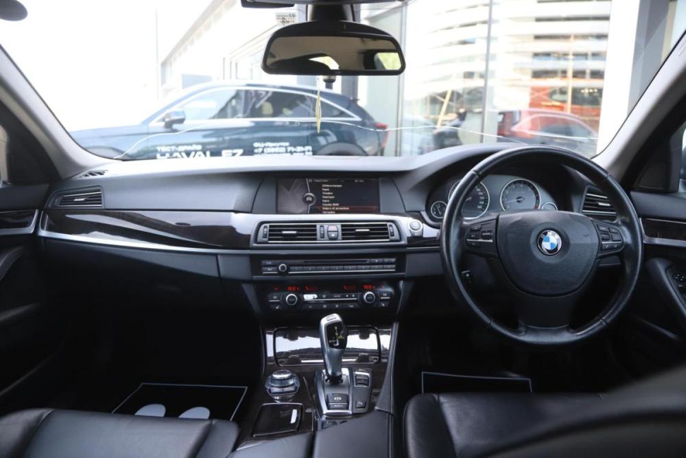 BMW 5 серии VI (F10/F11/F07) Иркутск  - изображение 17