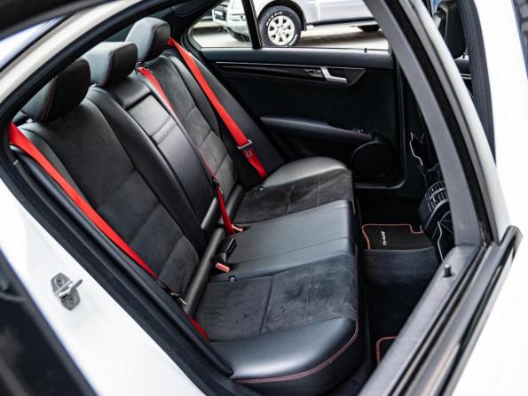 Mercedes-Benz C-Класс III (W204) Рестайлинг с пробегом 2013 года, цена 1 749 000 рублей, 200449 км, седан, Автокод Объявления