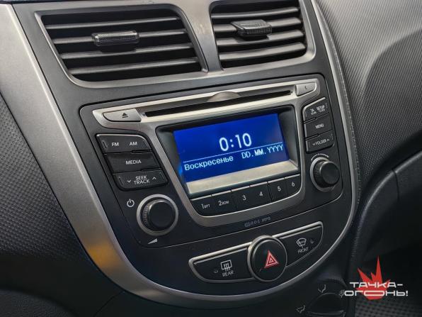Hyundai Solaris I Рестайлинг с пробегом 2014 года, цена 775 000 рублей, 180000 км, хэтчбек, Автокод Объявления