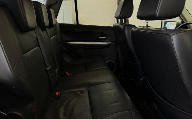 Suzuki Grand Vitara II Рестайлинг 2 с пробегом 2013 года, цена 1 100 000 рублей, 349184 км, внедорожник, Автокод Объявления