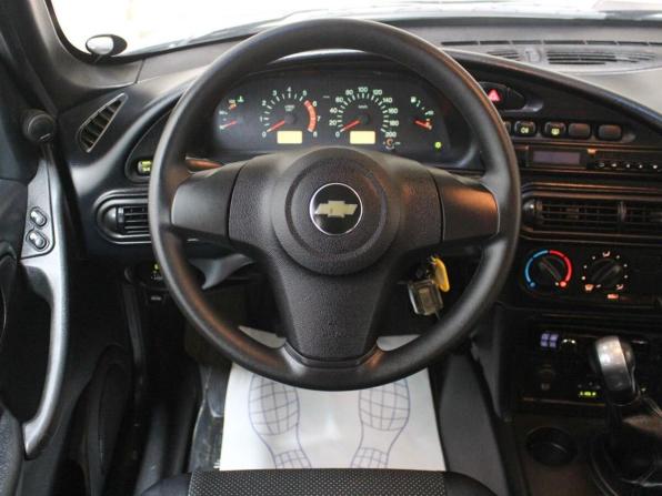 Chevrolet Niva I Рестайлинг с пробегом 2015 года, цена 715 000 рублей, 30620 км, внедорожник, Автокод Объявления
