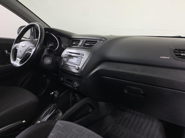 Kia Rio III Рестайлинг с пробегом 2016 года, цена 1 229 000 рублей, 78901 км, хэтчбек, Автокод Объявления