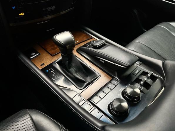 Lexus LX III Рестайлинг 2 с пробегом 2016 года, цена 6 269 000 рублей, 118461 км, внедорожник, Автокод Объявления