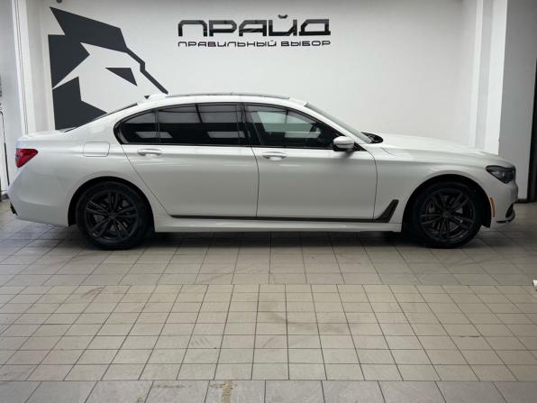 BMW 7 серии VI (G11/G12) с пробегом 2018 года, цена 3 919 000 рублей, 163239 км, седан, Автокод Объявления