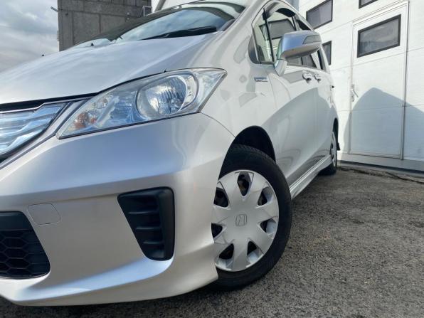 Honda Freed I Рестайлинг с пробегом 2013 года, цена 1 260 000 рублей, 164904 км, компактвэн, Автокод Объявления