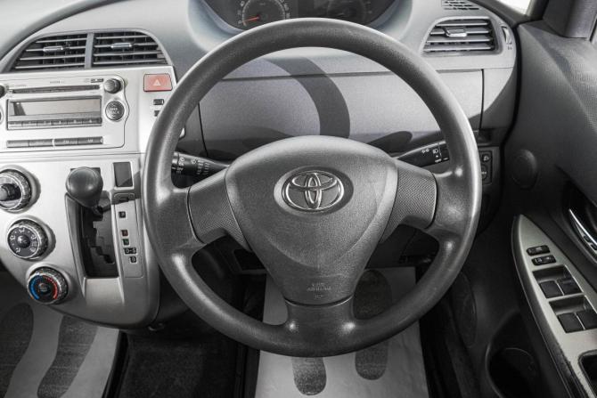 Toyota Ractis I с пробегом 2009 года, цена 599 000 рублей, 250000 км, хэтчбек, Автокод Объявления