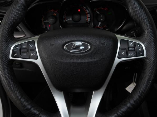 Lada (ВАЗ) Vesta I с пробегом 2018 года, цена 840 000 рублей, 114144 км, седан, Автокод Объявления