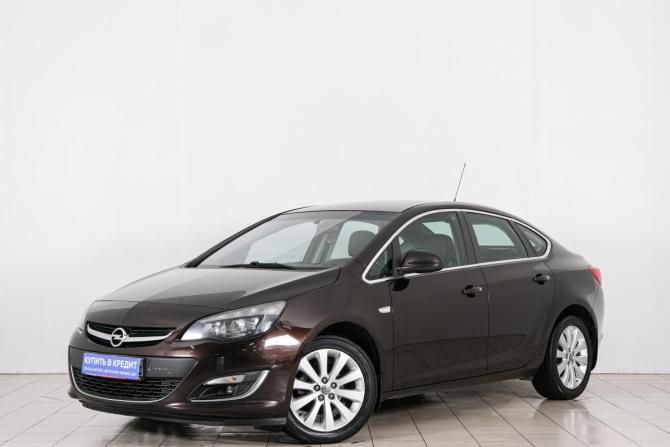Opel Astra J Рестайлинг с пробегом 2014 года, цена 829 000 рублей, 176000 км, седан, Автокод Объявления