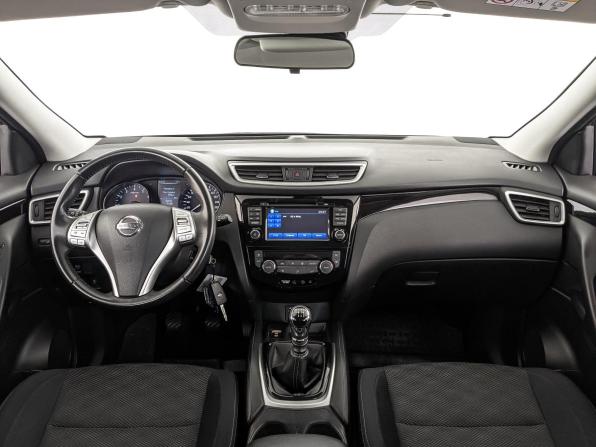 Nissan Qashqai II с пробегом 2015 года, цена 1 699 000 рублей, 76716 км, внедорожник, Автокод Объявления