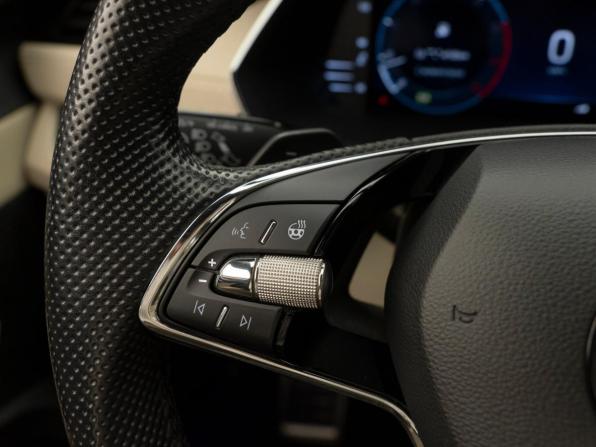 Skoda Octavia IV (A8) с пробегом 2021 года, цена 2 770 000 рублей, 76931 км, лифтбек, Автокод Объявления