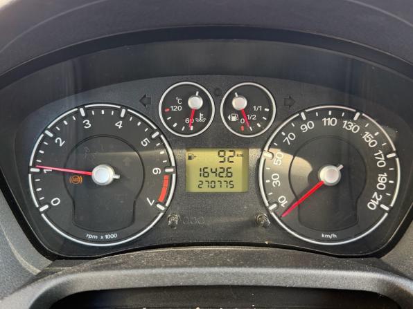 Ford Fiesta Mk5 с пробегом 2007 года, цена 300 000 рублей, 270000 км, хэтчбек, Автокод Объявления