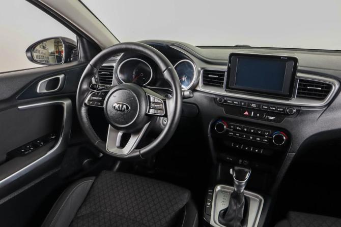 Kia Ceed III с пробегом 2019 года, цена 1 649 000 рублей, 185350 км, универсал, Автокод Объявления