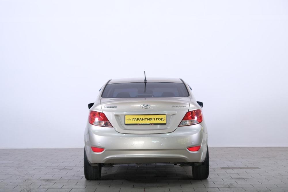Hyundai Solaris I Омск  - изображение 6