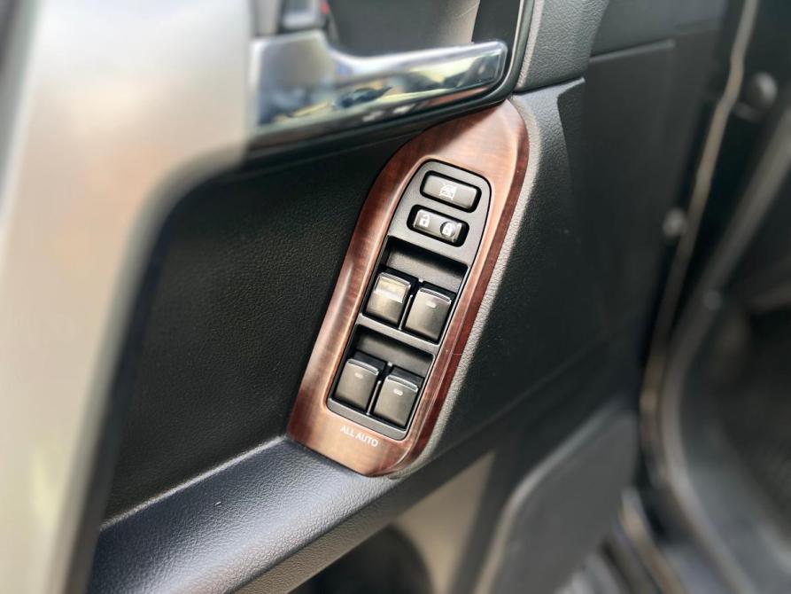 Toyota Land Cruiser Prado 150 Series Рестайлинг 2 Альметьевск  - изображение 10