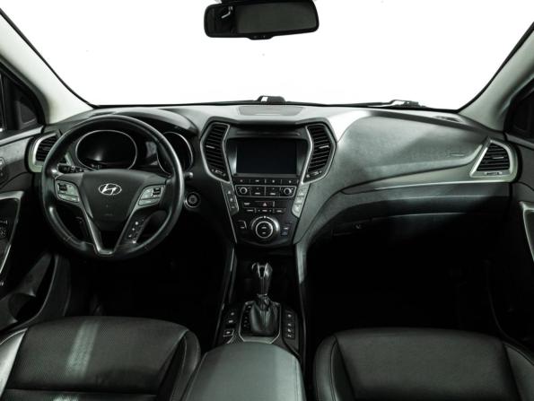 Hyundai Santa Fe III Рестайлинг с пробегом 2017 года, цена 2 489 700 рублей, 191974 км, внедорожник, Автокод Объявления