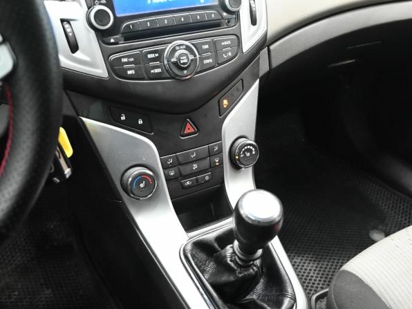 Chevrolet Cruze I Рестайлинг с пробегом 2013 года, цена 750 000 рублей, 203073 км, седан, Автокод Объявления