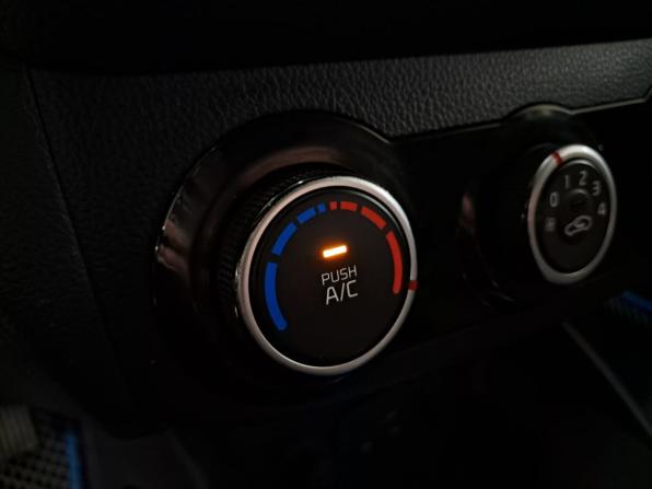 Kia Rio III Рестайлинг с пробегом 2016 года, цена 745 000 рублей, 125110 км, седан, Автокод Объявления