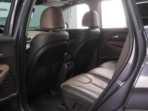 Hyundai Santa Fe IV Рестайлинг с пробегом 2022 года, цена 3 250 000 рублей, 108947 км, внедорожник, Автокод Объявления