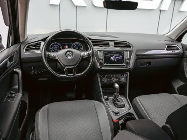 Volkswagen Tiguan II с пробегом 2017 года, цена 2 528 000 рублей, 151953 км, внедорожник, Автокод Объявления