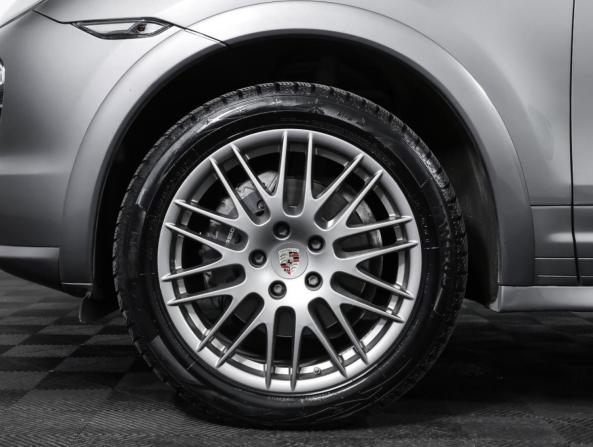 Porsche Cayenne II (958) с пробегом 2012 года, цена 1 912 000 рублей, 259365 км, внедорожник, Автокод Объявления