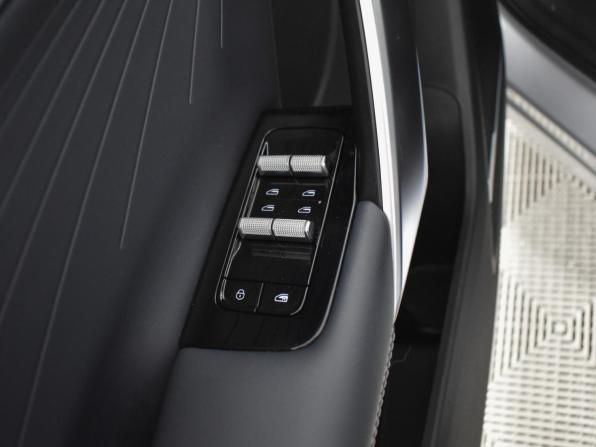 Geely Atlas II с пробегом 2024 года, цена 3 000 000 рублей, 21066 км, внедорожник, Автокод Объявления